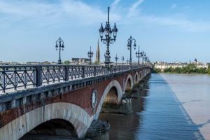 ophtalmologiste bordeaux Docteur Thierry GALTIER