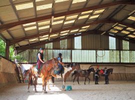 club equestre bordeaux Centre Equestre de la Burthe