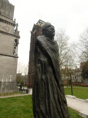 fabricant de monuments lille Statue cardinal Achille Lienard