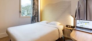 boutiques bookingcom lille B&B HOTEL Lille Centre Grand Palais