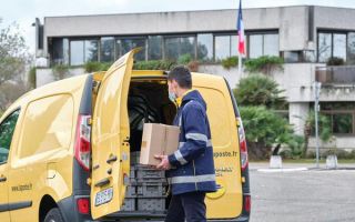 service postal lille La Poste