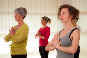 professeur de yoga nantes AYOG - cours et ateliers de yoga