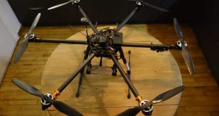 Alfonce H960 – Drone Homologué S1 et S2 12kg : hexacopter (6 moteurs) homologué par la DGAC pour les scénarios de vol équipé en standard de : GPS, Lidar, mini caméra, télémétrie, télécommande Radiolink