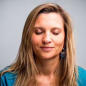 professeur de meditation rennes Karla Vaude - Gouyou Beauchamps - Méditation Pleine Conscience